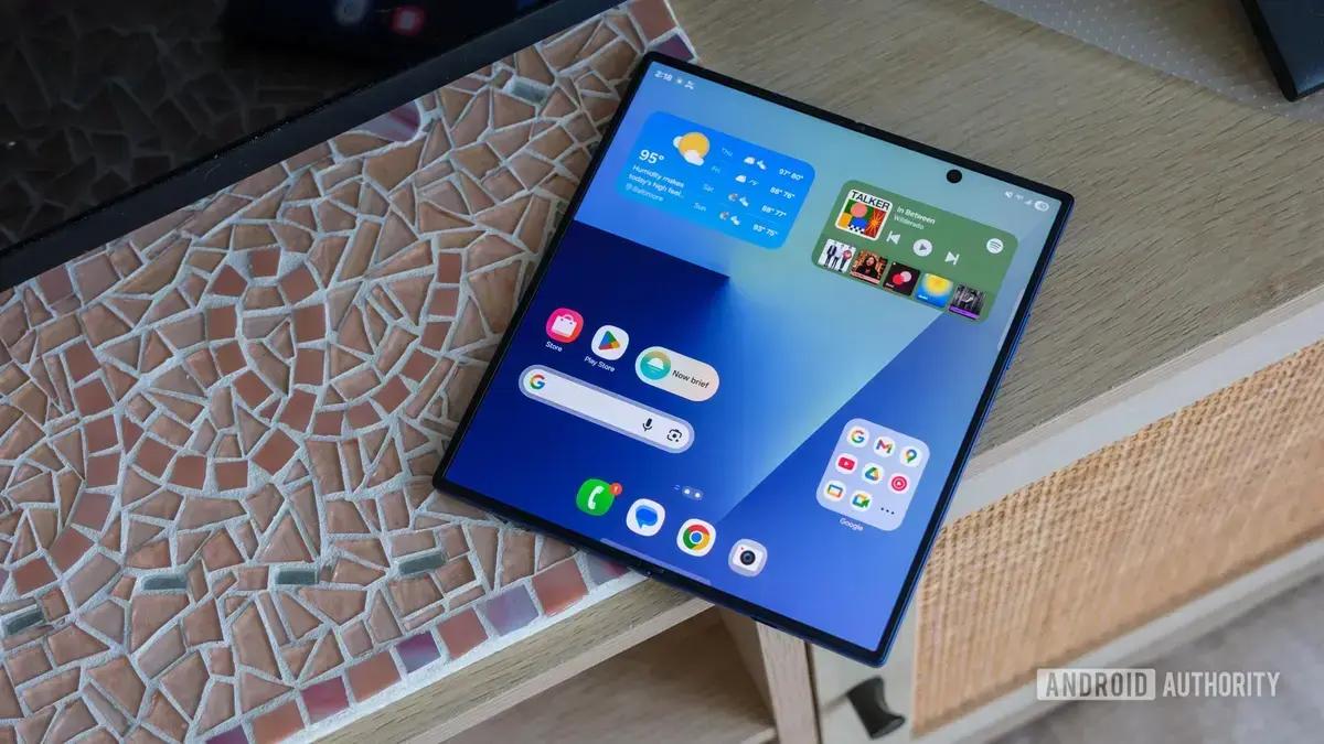 Samsung Galaxy Z Fold 7 registra preço mais baixo, mas oferta não vale no Brasil
