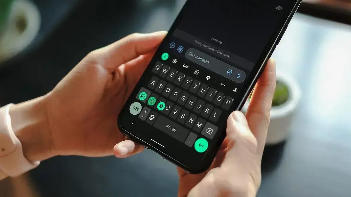 Gboard passa a permitir ajuste independente do tamanho da fonte no teclado