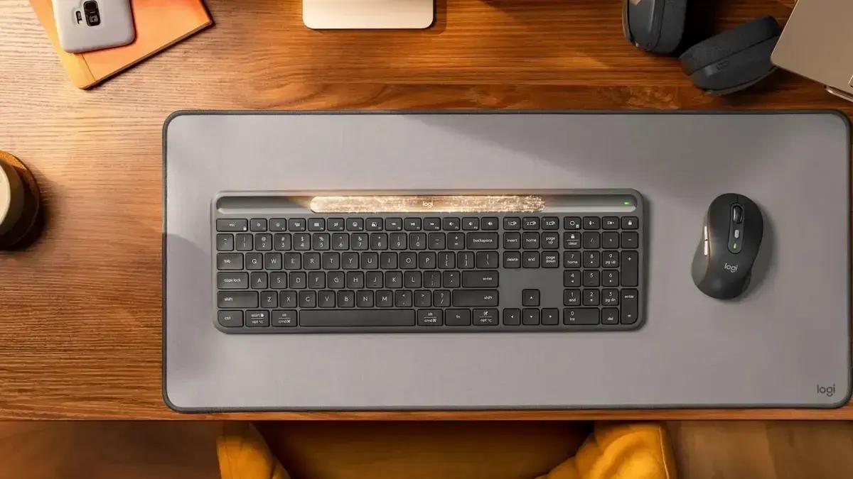 Logitech lança teclado Signature Slim K980 com energia solar e conexão sem fio