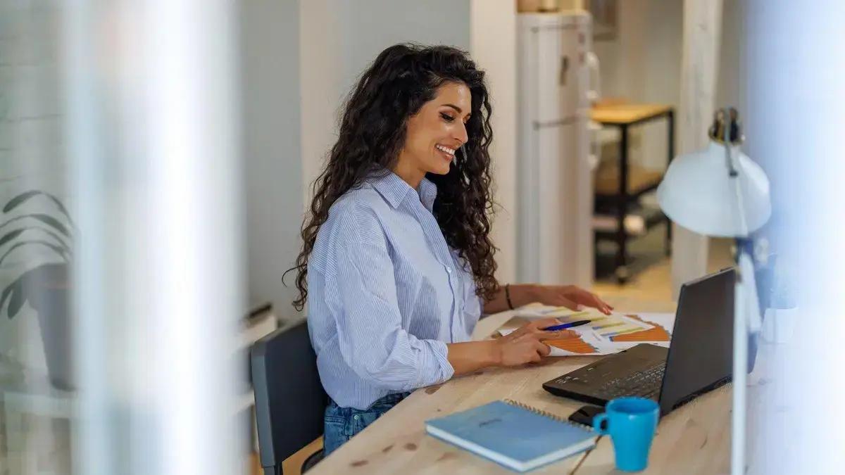 Home office: 50 vagas para trabalho remoto internacional com pagamento em dólar e euro