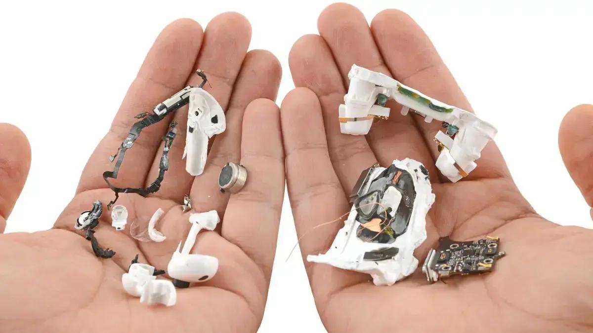 AirPods Pro 3 têm baixa reparabilidade e recebem nota zero em avaliação da iFixit