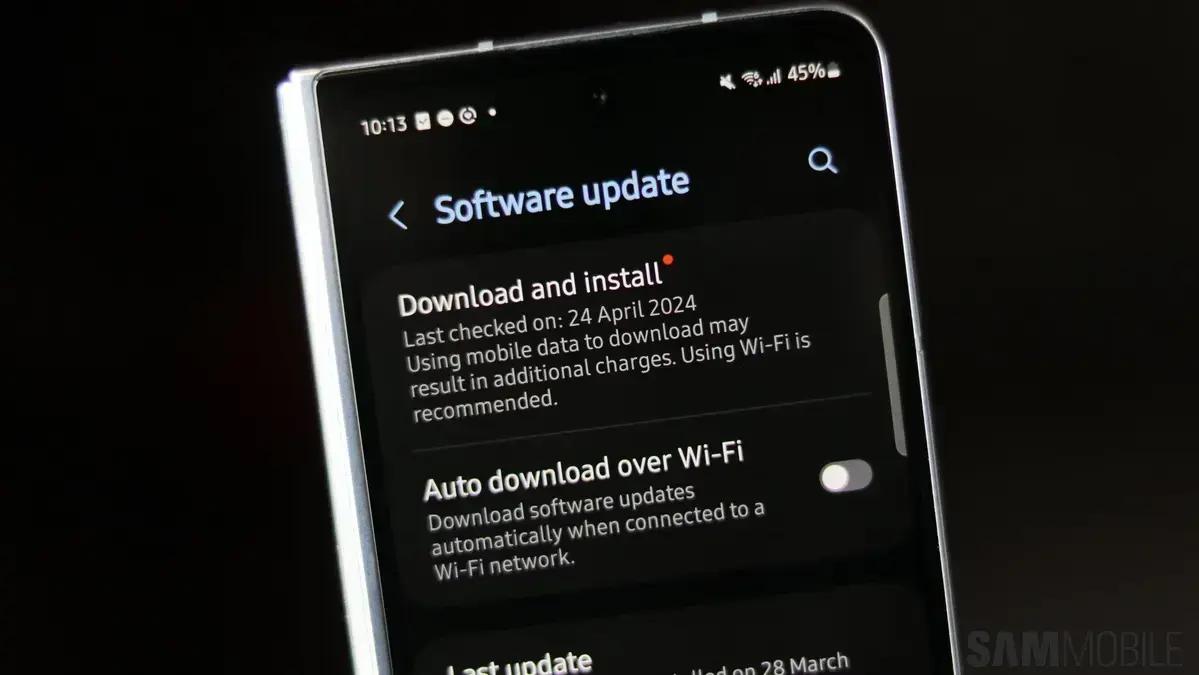 Galaxy Z Fold 5 e Flip 5 recebem nova atualização de segurança nos EUA 53 Galaxy Z Fold 5 e Flip 5 recebem nova atualização de segurança nos EUA