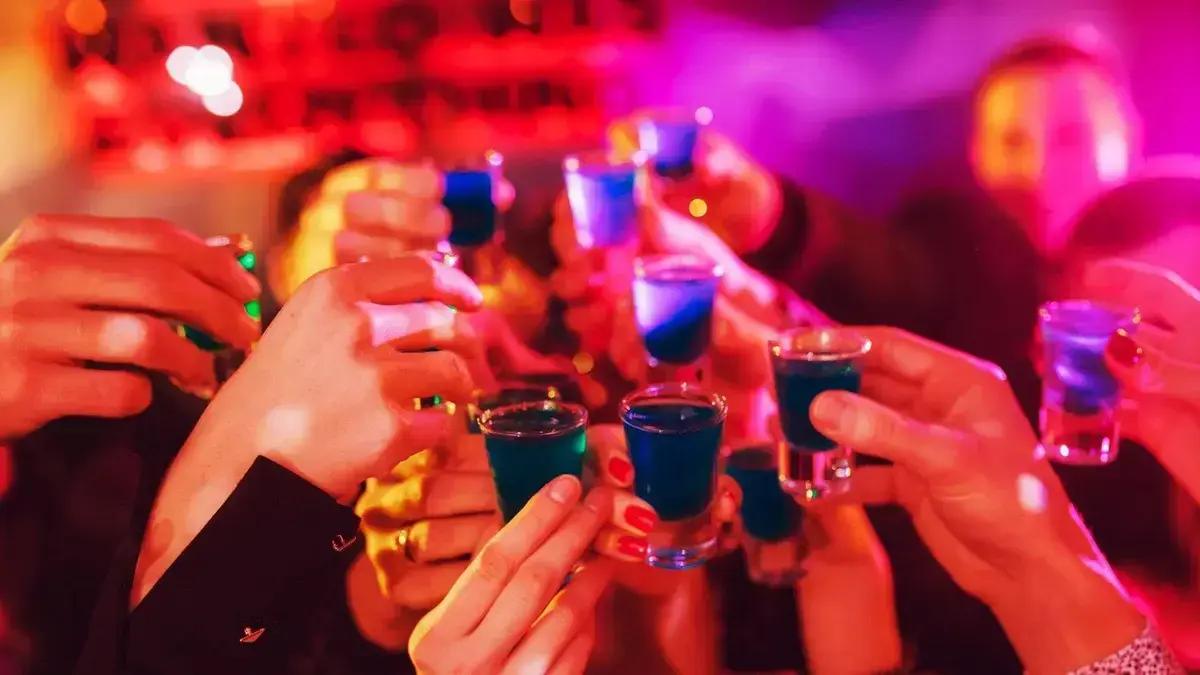Bebida Segura: Plataforma para denunciar bares com bebidas adulteradas no Brasil