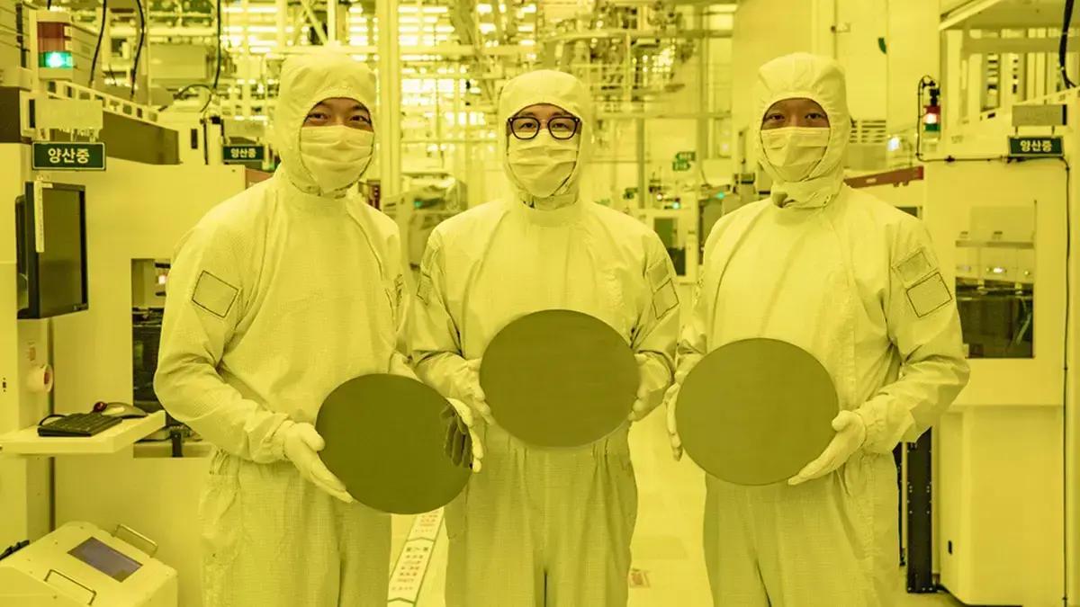 Designer renomado negocia com Samsung para fabricar chips de IA em tecnologia 2nm