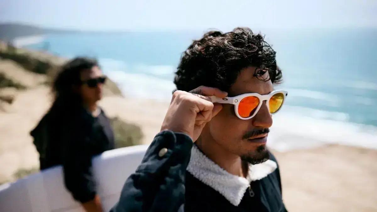 Óculos inteligentes Oakley Meta HSTN chegam ao Brasil pelo preço de R$ 3.459