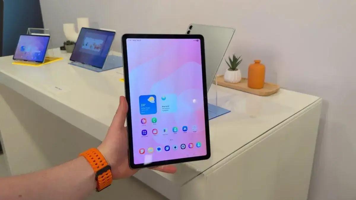 O que vem na caixa do Galaxy Tab S11? Vídeo revela todos os detalhes