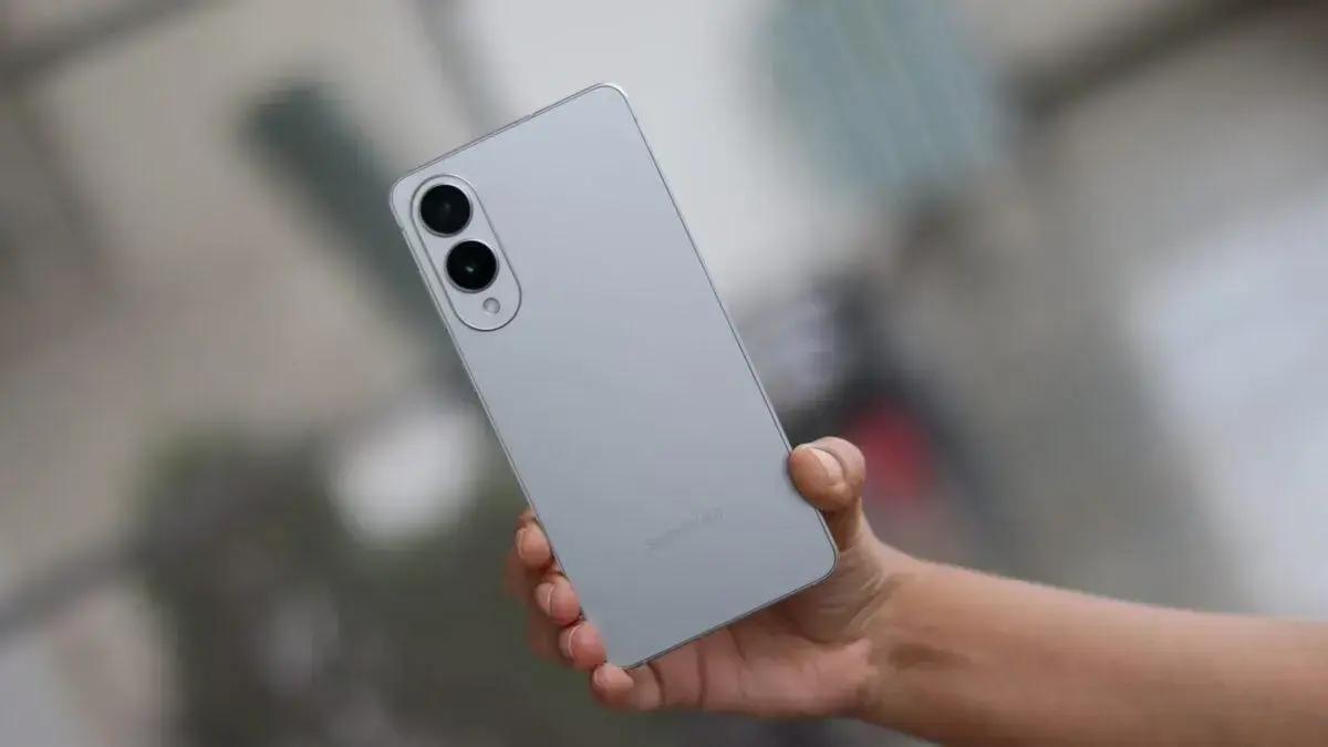 Apple enfrenta desafios semelhantes aos da Samsung com o iPhone Air