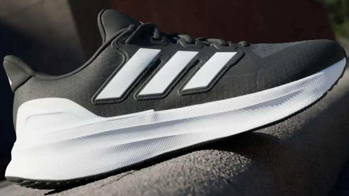 Promoção Pay Day na Netshoes oferece até 60% de desconto em tênis, camisetas e mais