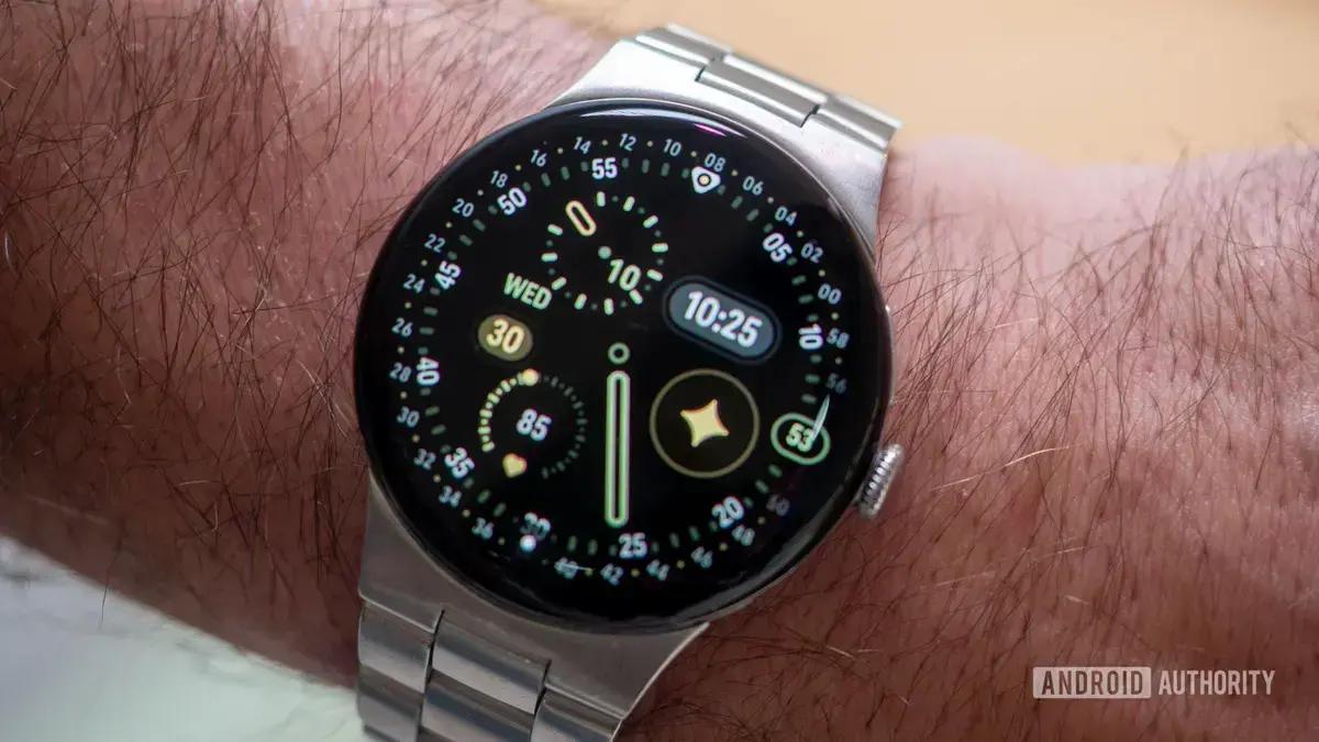 Pixel Watch 4 revela 8 novos mostradores antes do lançamento oficial
