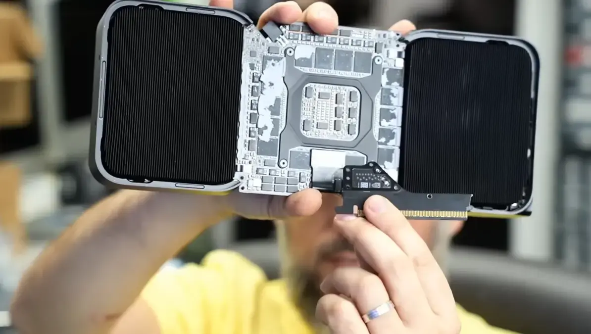 Placa RTX PRO 6000 se torna inutilizável por falta de conector PCIe substituível