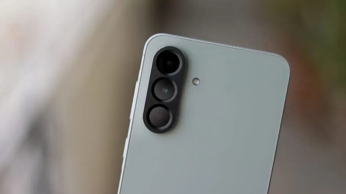 Designs mais inovadores das câmeras Samsung surgem fora da linha premium