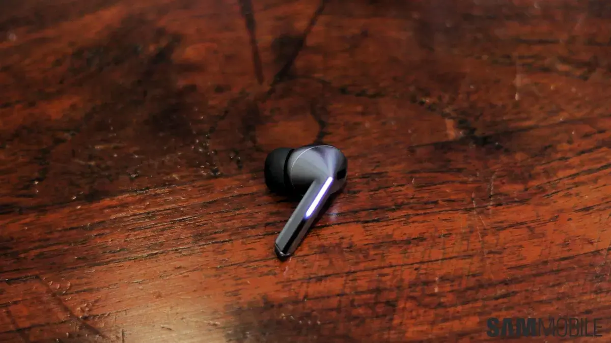 Samsung decide retirar as luzes Blade Lights dos Galaxy Buds 4 Pro em nova versão 1 Samsung decide retirar as luzes Blade Lights dos Galaxy Buds 4 Pro em nova versão