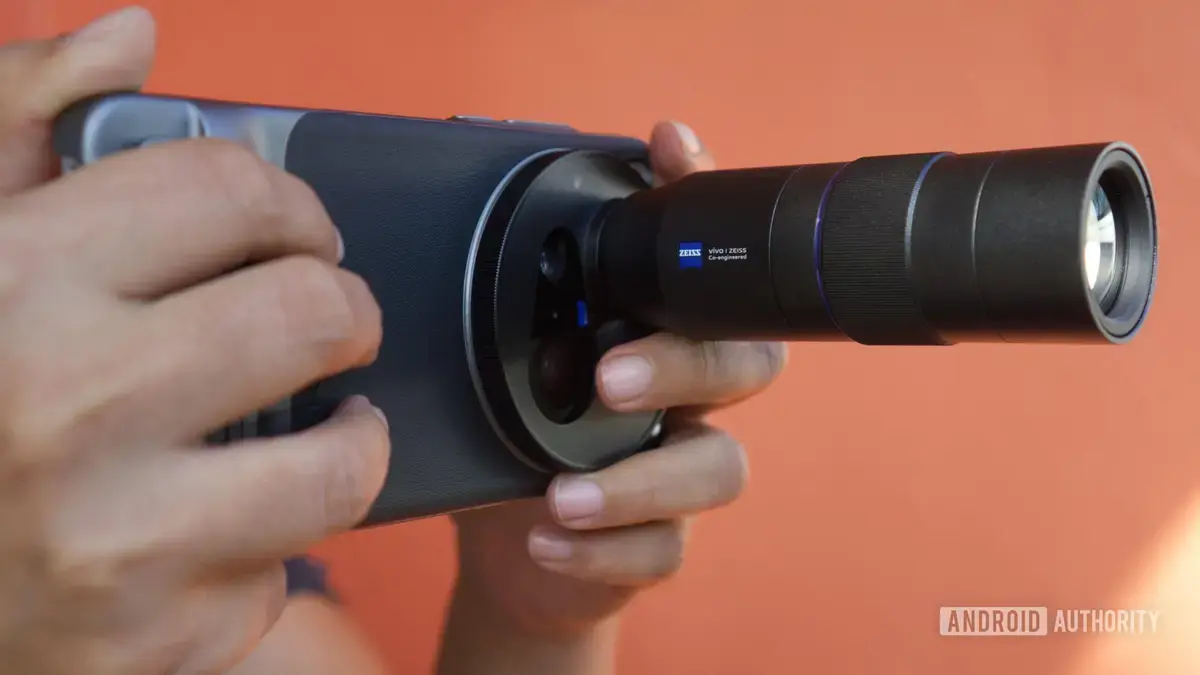 Vivo X300 Ultra deve trazer sistema duplo de câmeras de 200MP