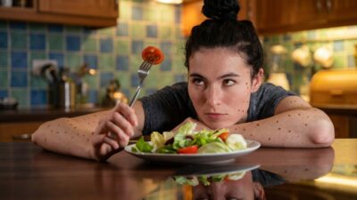 Como os algoritmos estão moldando as escolhas do varejo digital no Brasil